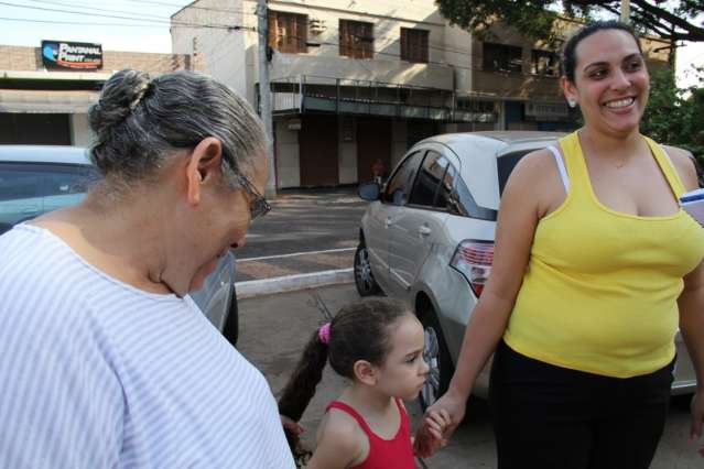 Crian&ccedil;as v&atilde;o &agrave;s urnas por motivos diferentes no Centro e na periferia