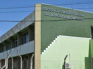 Escola de Saúde Pública de MS passará por reforma. (Foto: Alcides Neto)