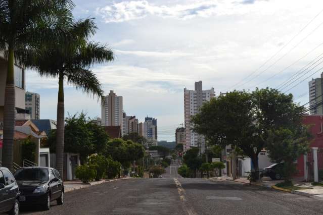 Domingo promete temperaturas mais amenas