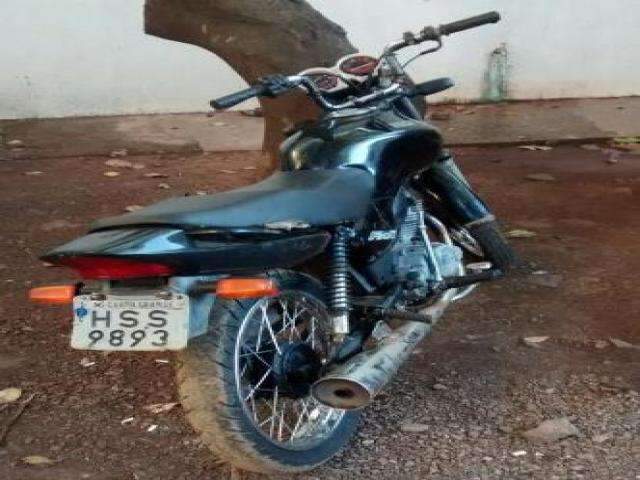 PM apreende adolescentes com moto furtada no Morada do Sol 