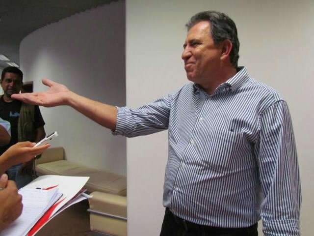  Giroto &eacute; recebido como candidato em evento do PMDB em Campo Grande