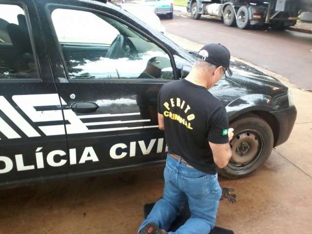 Trio &eacute; preso ap&oacute;s atirar bomba caseira em delegacia e posto da Pol&iacute;cia Militar