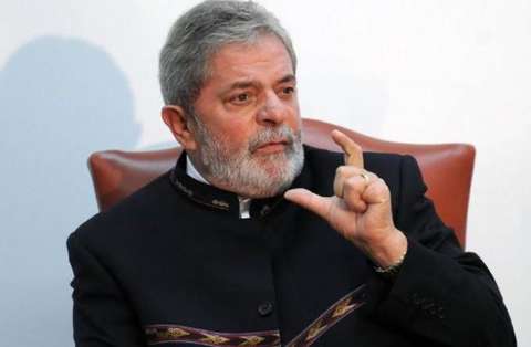 Advogados de Lula pedem que Teori assuma processo contra ex-presidente