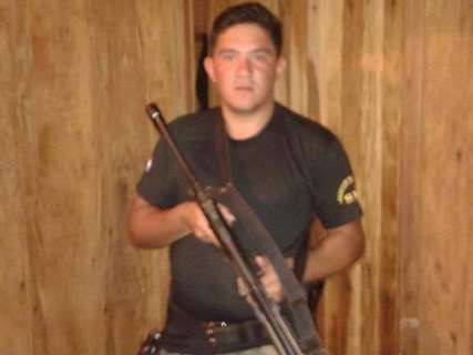 Suboficial da policia paraguaia e colega foram mortos a tiros de pistola e fuzil