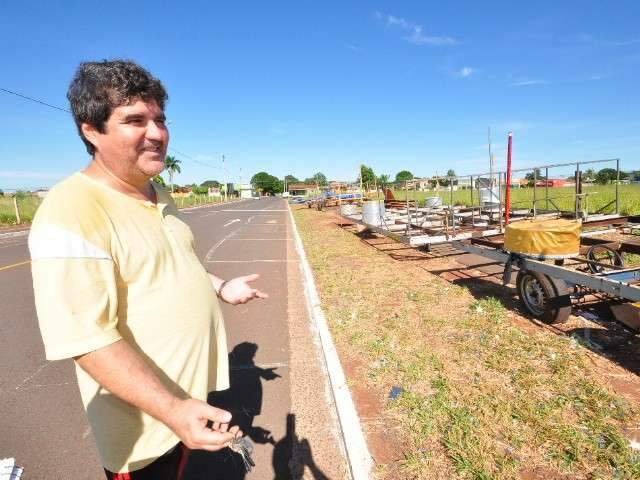 Restos do Carnaval ainda est&atilde;o na regi&atilde;o da Pra&ccedil;a do Papa