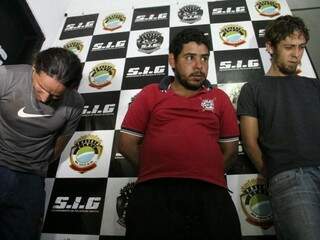 Anderson, Ronaldo e Luis Alberto, presos pela polícia. (Foto: Marcos Ermínio)