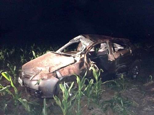 Idoso morre ap&oacute;s perder controle em curva e ve&iacute;culo capotar na BR-060