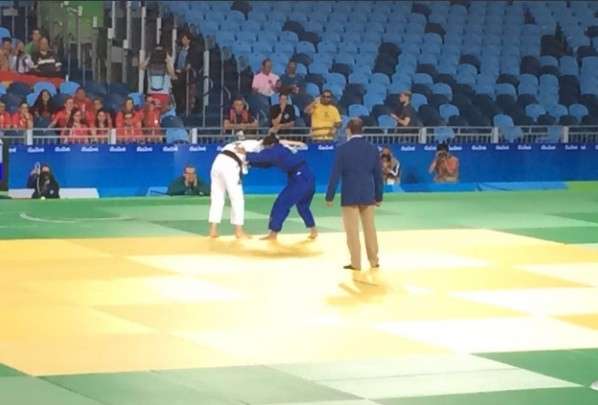 Michele Ferreira vence japonesa na repescagem e ir&aacute; lutar pelo bronze