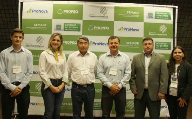 Sebrae e Sicredi firmam parceria durante evento a empres&aacute;rios 