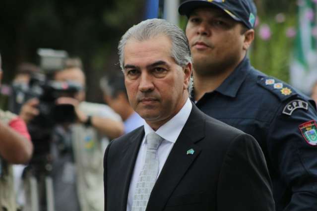 Governo reduzir&aacute; impostos assim que crise econ&ocirc;mica passar, diz Reinaldo