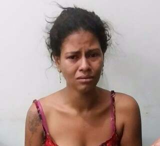 Patrizza da Silva Mota foi presa com cem gramas de cocaína (Foto: Divulgação/DOF)