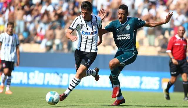 Corinthians derrota Goi&aacute;s e agora pega o S&atilde;o Caetano na Copinha