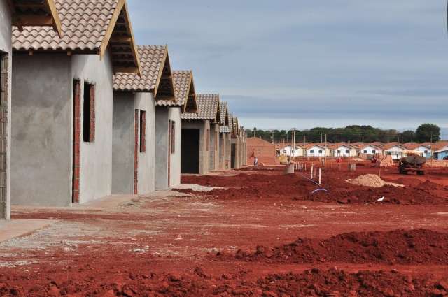 Prefeitura de Dourados constr&oacute;i conjunto habitacional sustent&aacute;vel