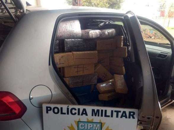 Pol&iacute;cia de MS apreende 810 kg de maconha em carro roubado no DF
