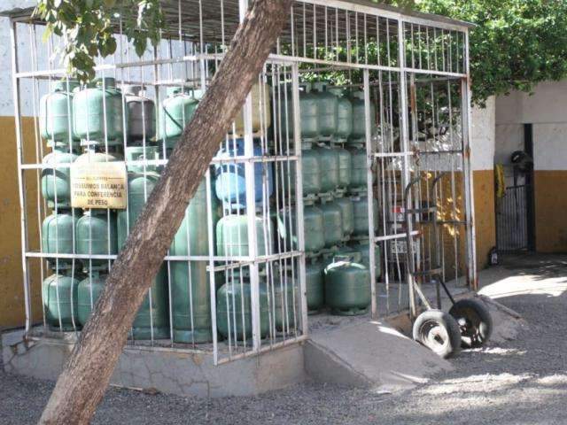Com altas sucessivas, g&aacute;s de cozinha j&aacute; &eacute; vendido por at&eacute; R$ 95 em MS