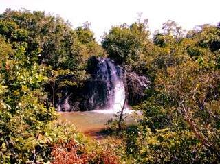 Cachoeira é um dos pontos turísticos de Pedro Gomes. 