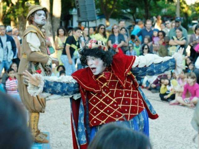 Funda&ccedil;&atilde;o de Cultura divulga pe&ccedil;as do Circuito Sul-Mato-Grossense de Teatro 2014