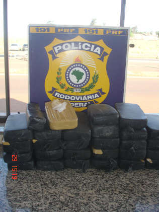  Homem &eacute; preso com 30 kg de crack em Ponta Por&atilde;