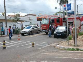 Acidente provocou congestionamento na avenida Ceará. (Foto: Elverson Cardozo)