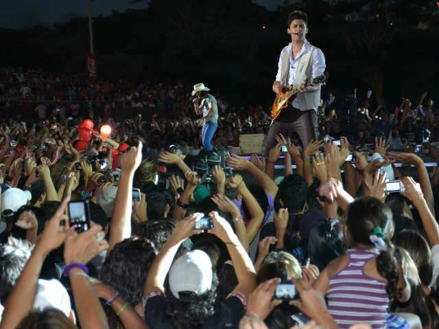 Apesar de MPE tentar barrar Munhoz e Mariano, shows continuar&atilde;o no Parque