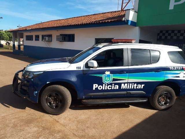 PMs resgatam homem que caiu de moto ap&oacute;s ser picado por abelha