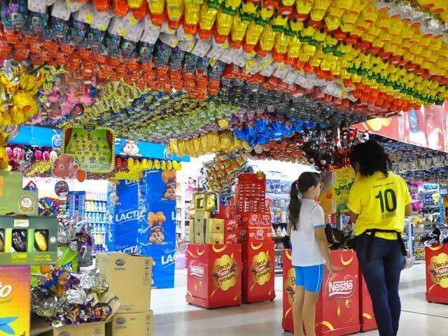 Pre&ccedil;o do chocolate e peixe est&aacute; 20% maior que em 2016, mostra Procon