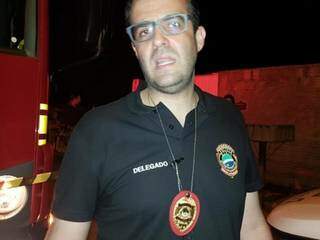 Delegado Roberto Oliveira Guimarães, responsável pelo caso. (Foto: Perfil News) 