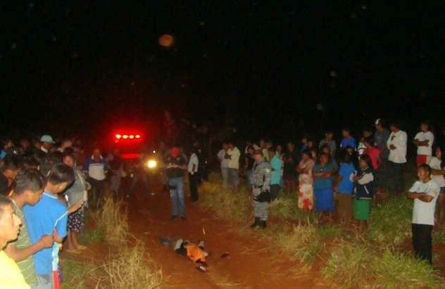  Irm&atilde;os matam primo de 13 anos com oito facadas em aldeia de Dourados