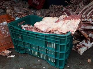 Esquema de furto de carne que deu prejuízo de R$ 100 mil a comerciante foi descoberto em abril. (Foto: Divulgação/ Polícia Civil)