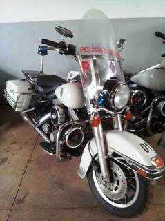 Duas motocicletas Harley Davidson usadas pela Polícia do Exército serão leiloadas a partir de R$ 12 mil. (Foto: Divulgação)