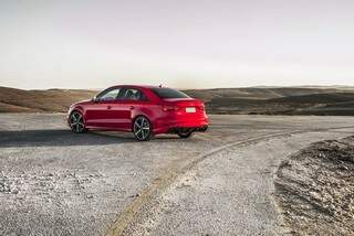 Novo Audi RS 3 começa a ser vendido no país nas versões Sportback e Sedan