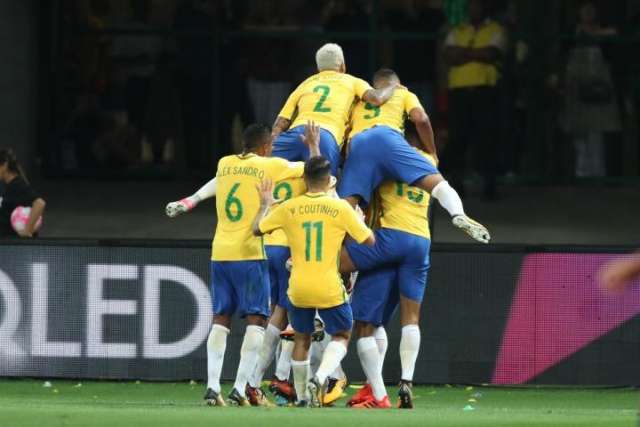 Brasil bate o Chile por 3 a 0 e tira o advers&aacute;rio da Copa de 2018