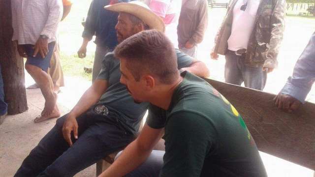 &Iacute;ndios Kadw&eacute;u mant&ecirc;m 2 policiais federais em c&aacute;rcere privado
