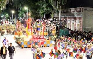 Desfile em Corumbá.