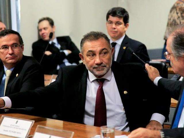 Senador de Roraima &eacute; novo relator de processo contra Delc&iacute;dio no Senado