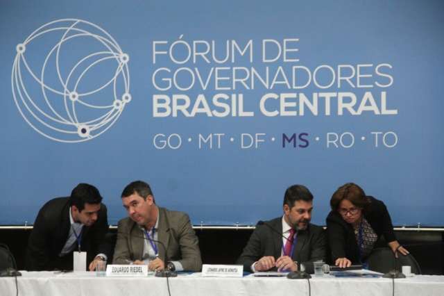 Conselho de administra&ccedil;&atilde;o debate programa de exporta&ccedil;&otilde;es e mercado comum