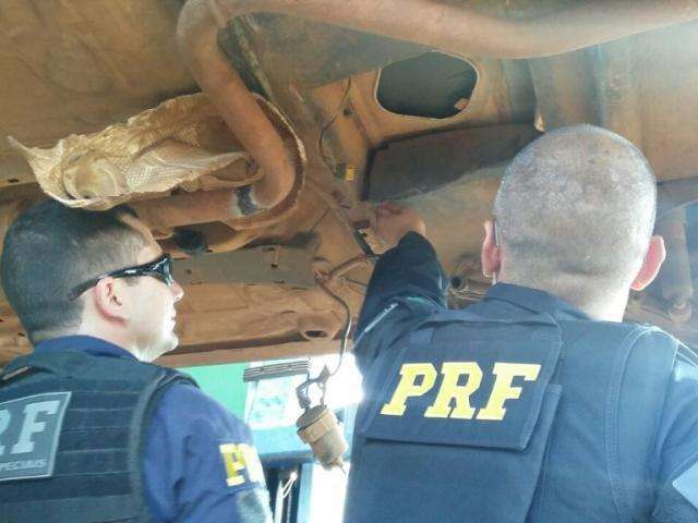 Justi&ccedil;a mant&eacute;m preso homem flagrado transportando 50kg de coca&iacute;na em carro