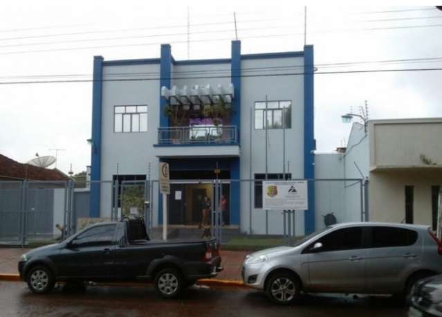 Com celas interditadas, delegacia da PF distribui presos em v&aacute;rias cidades