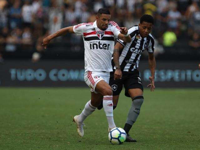 S&atilde;o Paulo empata em 2 a 2 com o Botafogo e perde lideran&ccedil;a do Brasileir&atilde;o