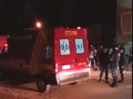 Guarda tinha porte de arma e estava de folga quando atirou em assaltantes