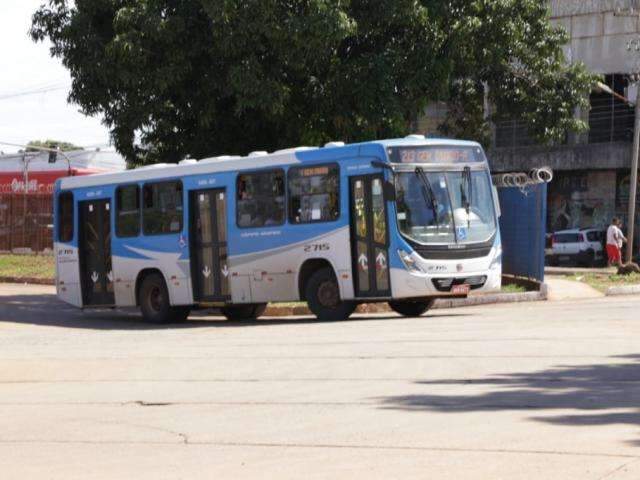 &ldquo;Contrato &eacute; claro&rdquo;, diz Marquinhos sobre exig&ecirc;ncia da troca de 48 &ocirc;nibus