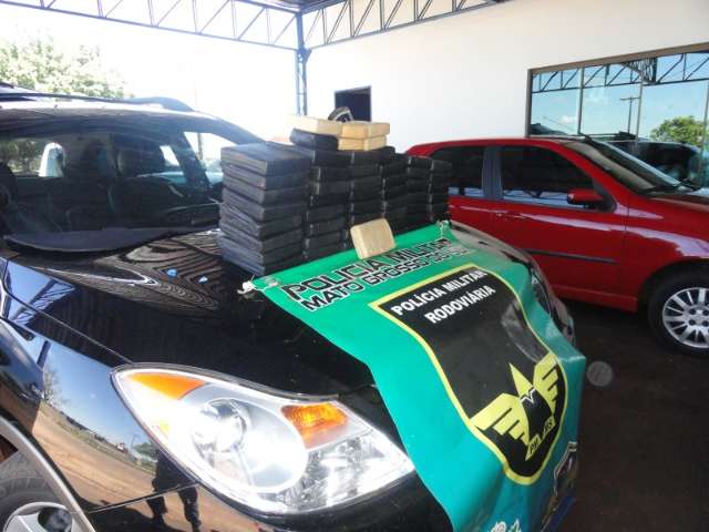 Preso com R$ 1 milh&atilde;o em coca&iacute;na, traficante diz que ia ao vel&oacute;rio da m&atilde;e