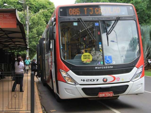 Cons&oacute;rcio pede R$ 76,5 milh&otilde;es e prefeito adianta: &quot;N&atilde;o vamos dar nada&quot;