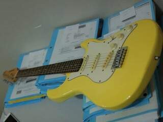Guitarra foi comprada por músico depois de desconfiar da origem do instrumento (Foto: Fernando Antunes)