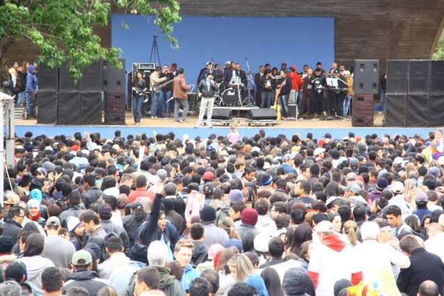 Anivers&aacute;rio ter&aacute; desfile, teatros e shows, mas atra&ccedil;&atilde;o &eacute; mist&eacute;rio