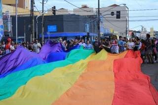Ação promete facilitar o acesso de artistas LGBTQ+ aos editais de cultura do Estado (Foto: Arquivo Campo Grande News)