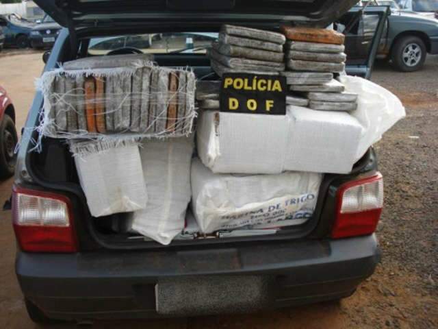  Em 2011, opera&ccedil;&otilde;es do DOF apreenderam 10 toneladas de maconha