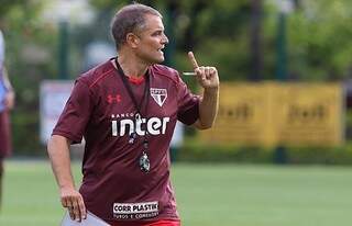 Diego Aguirre comanda treino e faz mudanças no time titular do Tricolor (Foto: São Paulo FC/Divulgação)