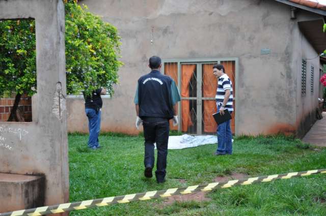 Jovem de 29 anos &eacute; morto a facadas, em Sidrol&acirc;ndia 