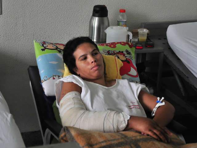  Mulher passa por cirurgia pl&aacute;stica ap&oacute;s sofrer acidente grave em Tr&ecirc;s Lagoas